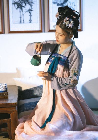 亚洲中文字幕精品久久久久久_高清最新电影在线观看