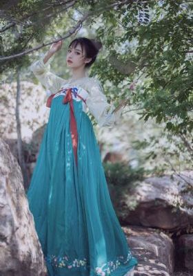 日本人极品人妖高潮_4K在线手机播放